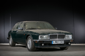 Jaguar XJ40 RHD (1993) - als Lot 200 angeboten an der Artcurial André Trigano Collection 2020 Versteigerung am 13. September 2020