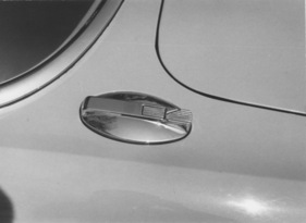 Jaguar XJ6 (1969) - klassischer britischer Tankverschluss