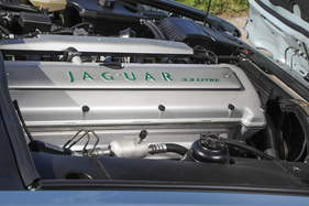 Jaguar XJ6 3.2 Executive (1997) - Einstiegsmotorisierung mit 3239 cm3