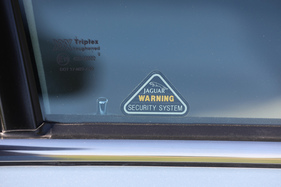 Jaguar XJ6 3.2 Executive (1997) - mit Alarmanlage