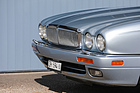 Jaguar XJ6 3.2 Executive (1997) - mit diesem Gesicht schlug man die Brücke zu den frühen XJ-Modellen