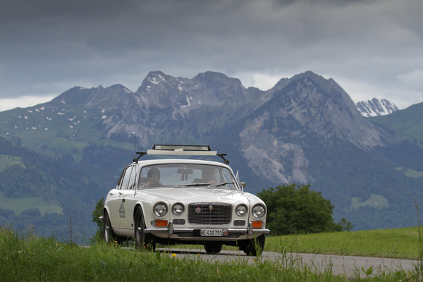 Jaguar XJ6 - am Alpenbrevet 2020