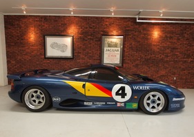 Jaguar XJR-15 (1991) - angeboten an der RM Auktion von Monterey vom 19. und 20. August 2011