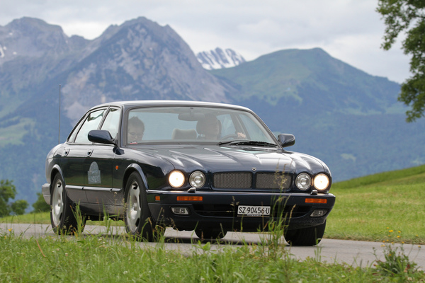 Jaguar XJR - am Alpenbrevet 2020