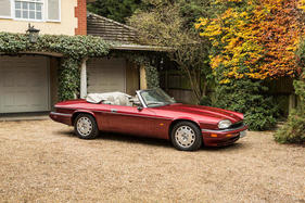Jaguar XJS 4.0-Litre 'Celebration Edition' Convertible (1996) - als Lot 256 an der Olympia Versteigerung von Bonhams am 6. Dezember 2017 (1996)