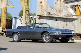 Jaguar XJS V12 5.3 HE Convertible (1992) - Lot 105 an der Artcurial Musée Automobile du Château de Vernon Versteigerung 2025