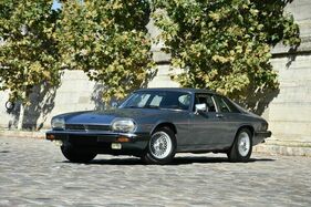 Jaguar XJS V12 Coupé (1988) - angeboten als Lot 75 an der Artcurial Sur les Champs Versteigerung am 24. Oktober 2021