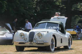 Jaguar XK 120 (1954) - Kategorie "L'Elégance Européenne 1945-1955" - Concours d'Elégance Suisse Coppet 2022