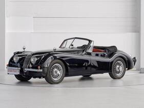 Jaguar XK 120 DHC (1954) - offered as lot 71 at the Dorotheum auction "Classic Automobiles" on July 1, 2023