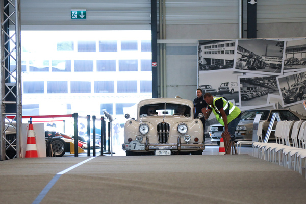 Image: Jaguar XK 120 FHC (1952) - at the start of the Swiss Classic World Rally - Swiss Classic World 2025
