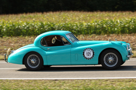 Jaguar XK 120 FHC SE (1952) - am Bergrennen Steckborn-Eichhölzli 2015 (1952)