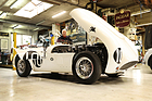 Jaguar XK 120 Hansgen Special (1953) – Die Motorhaube gibt den gesamten Vorderwagen frei, ideal beim Renneinsatz