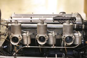 Jaguar XK 120 Hansgen Special (1953) – SU H8 Sandcast Vergaserbatterie