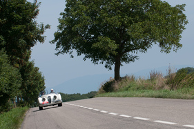 Jaguar XK 120 OTS (1952) - RAID Suisse-Paris 2013