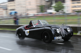 Jaguar XK 120 OTS (1953) - in der Klasse Sportwagen am Start beim Gaisbergrennen 2014