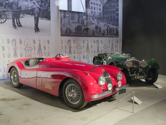 Bild: Jaguar XK 120 OTS - Jaguar-Sonderausstellung 2023/2024 - Pantheon Basel