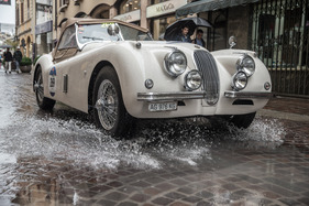Jaguar XK 120 OTS Roadster (1953) - an der Mille Miglia 2016