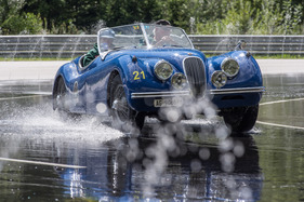 Jaguar XK 120 OTS SE (1954) - an der Saalbach Classic 2015 (1954)