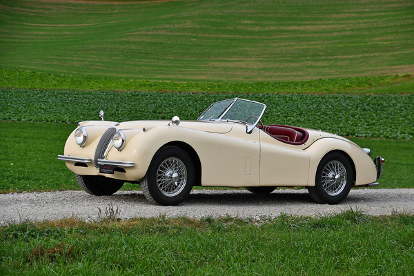 Jaguar XK 120 Open Two Seater (1954) - offered as lot 161 at the Oldtimer Galerie Toffen auction on October 16, 2021