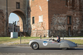 Jaguar XK 120 Ots Roadster All (1949) - an der Mille Miglia 2021