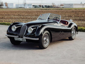 Jaguar XK 120 SE (1952) – angeboten als Lot Nr. 165 bei der Bonhams-Versteigerung in Paris am 6. Februar 2025