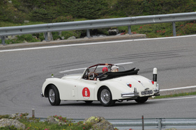 Jaguar XK 140 DHC (1956) - Flüelapass - Passione Caracciola 2017