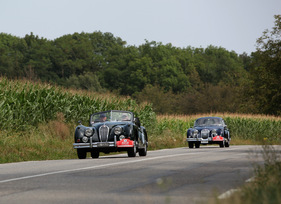 Jaguar XK 140 DHC (1956) - im Sundgau - RAID Suisse-Paris 2012 (1956)