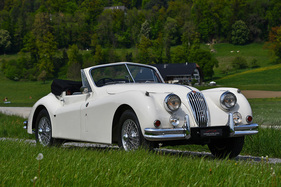 Jaguar XK 140 Drop Head Coupe (1955) - als Lot 18 angeboten an der Versteigerung der Oldtimer Galerie an der Swiss Classic World Luzern am 28. Mai 2022