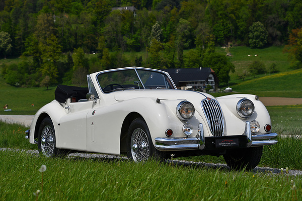 Jaguar XK 140 Drop Head Coupe (1955) - als Lot 18 angeboten an der Versteigerung der Oldtimer Galerie an der Swiss Classic World Luzern am 28. Mai 2022