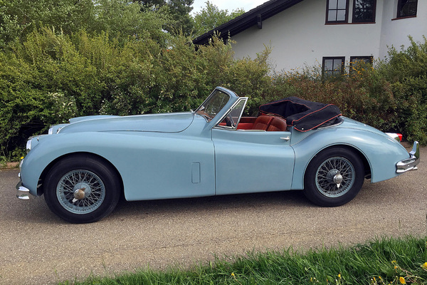 Image: Jaguar XK 140 Drophead Coupe (1956) - as lot 102 at the auction of the Oldtimer Gallery in Gstaad on December 29, 2017