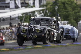 Jaguar XK 140 FHC (1955) - Le Mans Classic 2014 - Plateau 2 (1955)