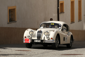Jaguar XK 140 FHC SE (1955) - an der OCC Jungfrau Rallye 2015 (1955)