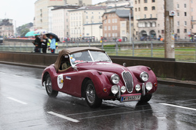 Jaguar XK 140 OTS (1954) - in der Klasse Sportwagen am Start beim Gaisbergrennen 2014 (1954)