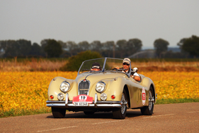 Jaguar XK 140 OTS (1956) - RAID Suisse-Paris 2017