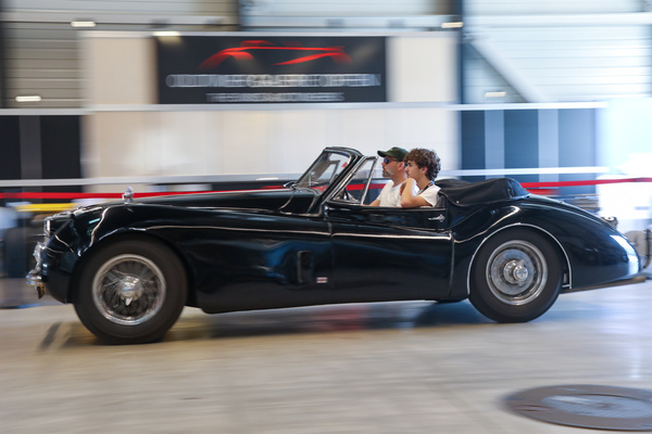 Image: Jaguar XK 150 (1958) - drives to the start of the Swiss Classic World Rally - Swiss Classic World 2025