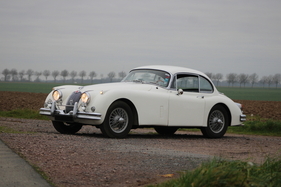 Jaguar XK 150 3.4 L S Coupé (1960) - as lot 154 at the Artcurial auction on the occasion of the Rétromobile Paris on March 18/19, 2022
