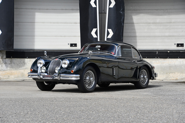 Jaguar XK 150 3.8-Litre FHC (1960) - Lot 96 an der Oktober-Versteigerung der Oldtimer Galerie am 12. Oktober 2024