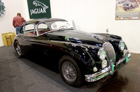 Jaguar XK 150 Coupé (1959) an der Essen Motor Show 2019 - Angeboten für EUR 68'950.