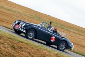 Jaguar XK 150 DHC (1961) an der RAID Suisse-Paris 2016