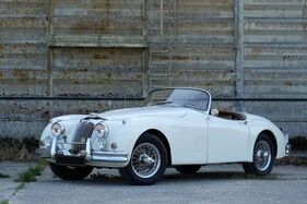 Jaguar XK 150 OTS (1958) - als Lot 114 angeboten an der Artcurial Le Mans Classic Versteigerung am 30. Juni 2023