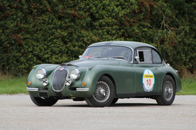 Jaguar XK 150 SE Coupé préparé 3.8 S compétition (1959) - Lot 062 an der Artcurial „Automobiles sur les Champs" Versteigerung 2024