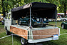 Jaguar XK-Modell auf VW-Bus - Classic Days Schloss Dyck 2014 (© Petra Sagnak / classiccar-photo.de, 2014) Jaguar XK-Modell auf VW-Bus - Classic Days Schloss Dyck 2014 (© Petra Sagnak / classiccar-photo.de, 2014)