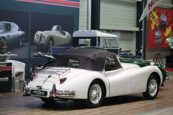 Jaguar XK-Modelle auf dem Stand von Emil Frey Classic - Swiss Classic World Luzern 2019