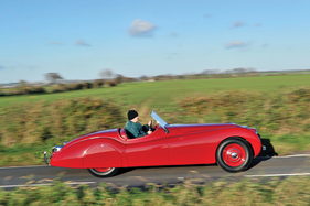 Jaguar XK120 Alloy Roadster (1949) - als Lot 118 angeboten an der Versteigerung von RM in Paris am 4. Februar 2015