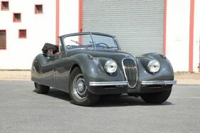 Jaguar XK120 DHC (1953) - angeboten als Lot 19 an der Artcurial Sur les Champs Versteigerung am 24. Oktober 2021