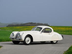 Jaguar XK120 Fixed Head Coupé (1952) - Lot 115 an der Bonhams Bonmont Versteigerung am 30. Juni 2024