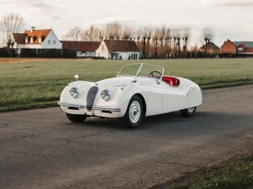 Jaguar XK120 Roadster (1954) - Lot 143 an der Bonhams ’Les Grandes Marques à Monaco’ Versteigerung am 10. Mai 2024