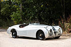Bild: Jaguar XK120 Roadster "Lightweight" (1953) - als Lot 153 an der Bonhams Goodwood Revival Versteigerung 2025