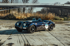 Jaguar XK120 SE Roadster (1954) - als Lot 231 angeboten an der Bonhams Les Grandes Marques du Monde au Grand Palais Paris Versteigerung am 3. Februar 2022