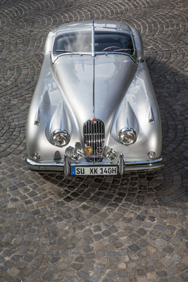 Jaguar XK140 OTS (1956) - mit passendem Nummernschild